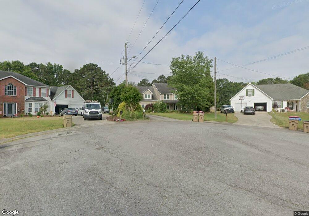 7360 Clubcrest Dr, Flowery Branch, GA 30542 - photo 1