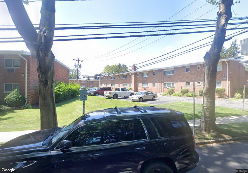 23 Wildwood Gardens unit 2A, Port Washington, NY 11050 - photo 1