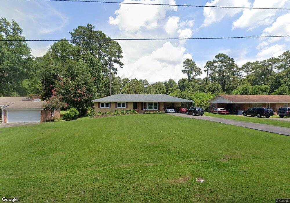 2039 Briarwood Dr, Laurel, MS 39440 - photo 1