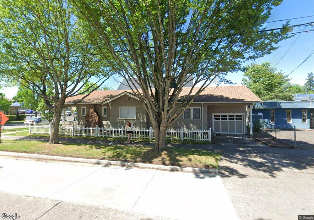 1495 Oak St, Eugene, OR 97401 - photo 1