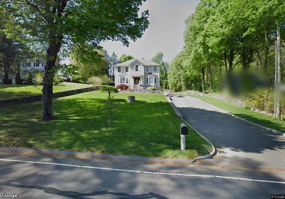 136 Stonehouse Rd, Trumbull, CT 06611 - photo 1