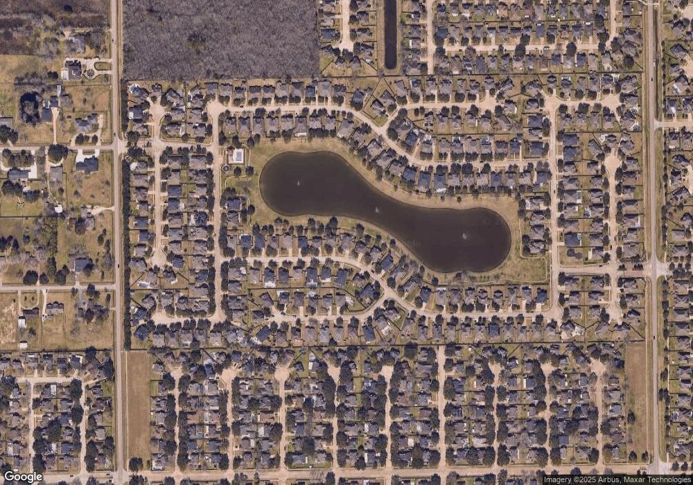 4709 Lakefront Terrace Dr, Pearland, TX 77584 - photo 1