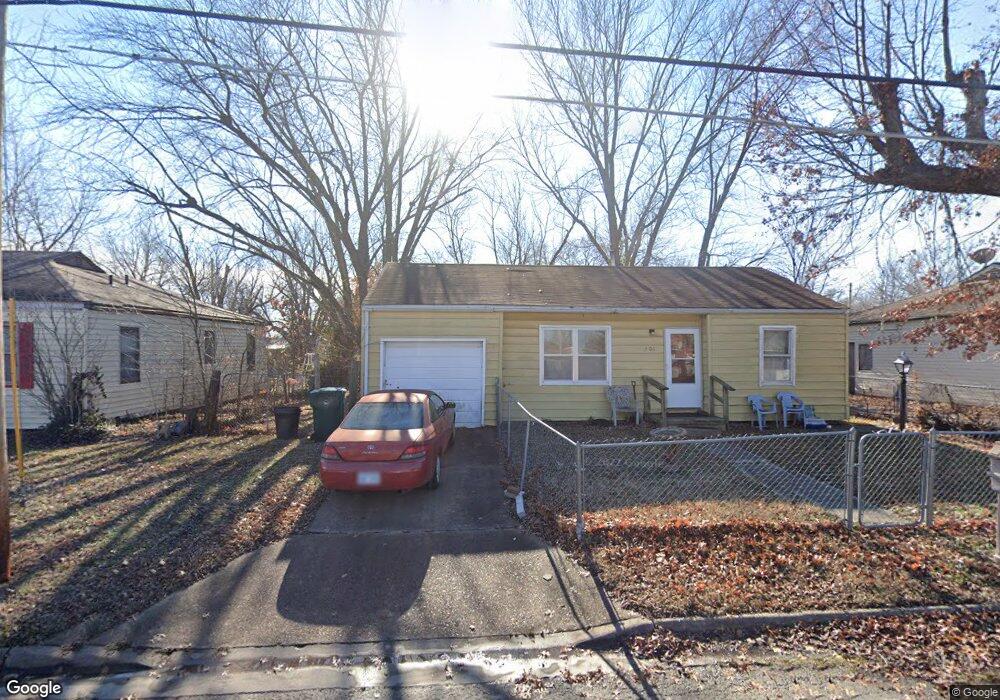 2706 Briggs Ave, Parsons, KS 67357 - photo 1