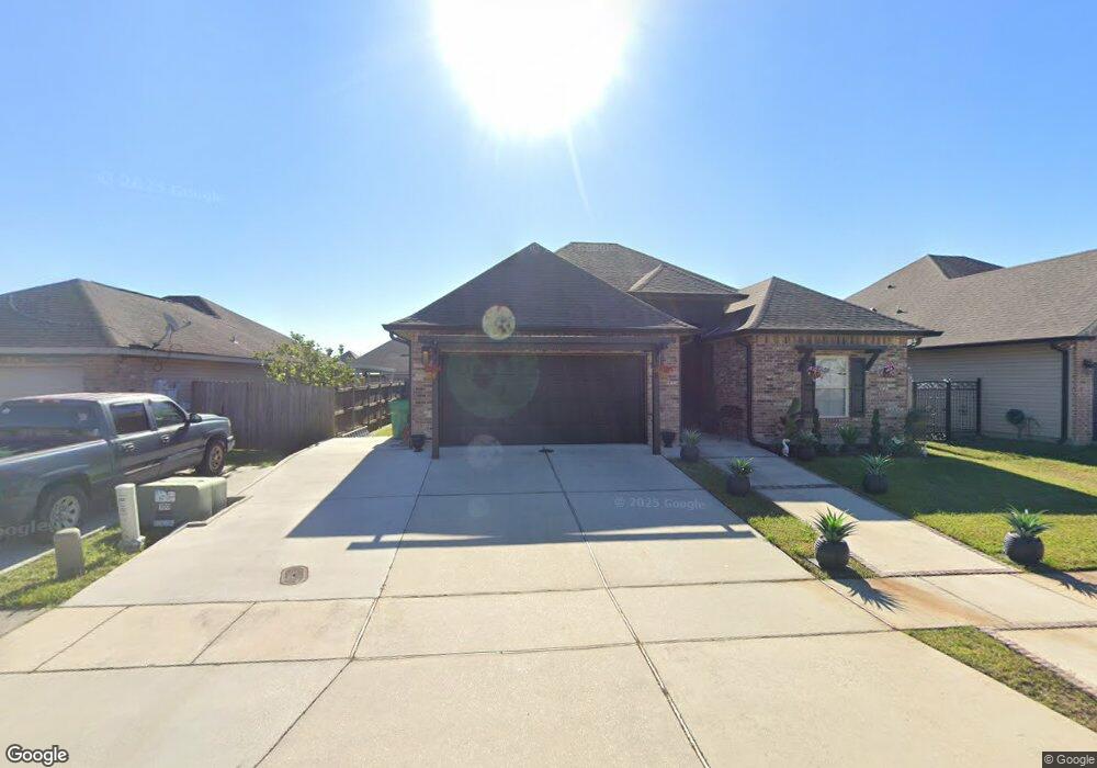 2633 Pelican Bay Blvd, Marrero, LA 70072 - photo 1