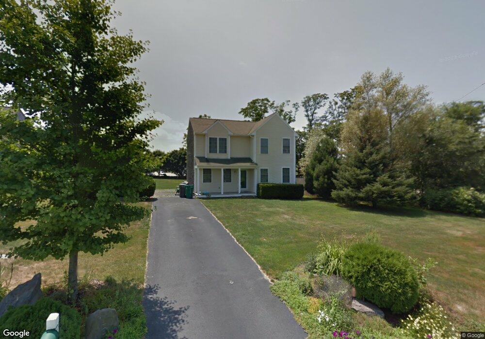 5 John Kesson Ln, Middletown, RI 02842 - photo 1