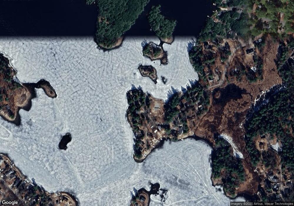 4 Rocky Point Ln, Atkinson, NH 03811 - photo 1