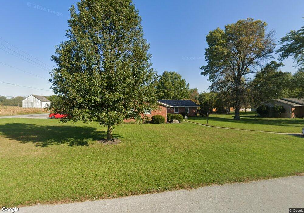 2592 Hall Dr, Lima, OH 45806 - photo 1