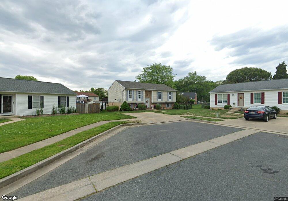 4 Paisley Ct, Essex, MD 21221 - photo 1