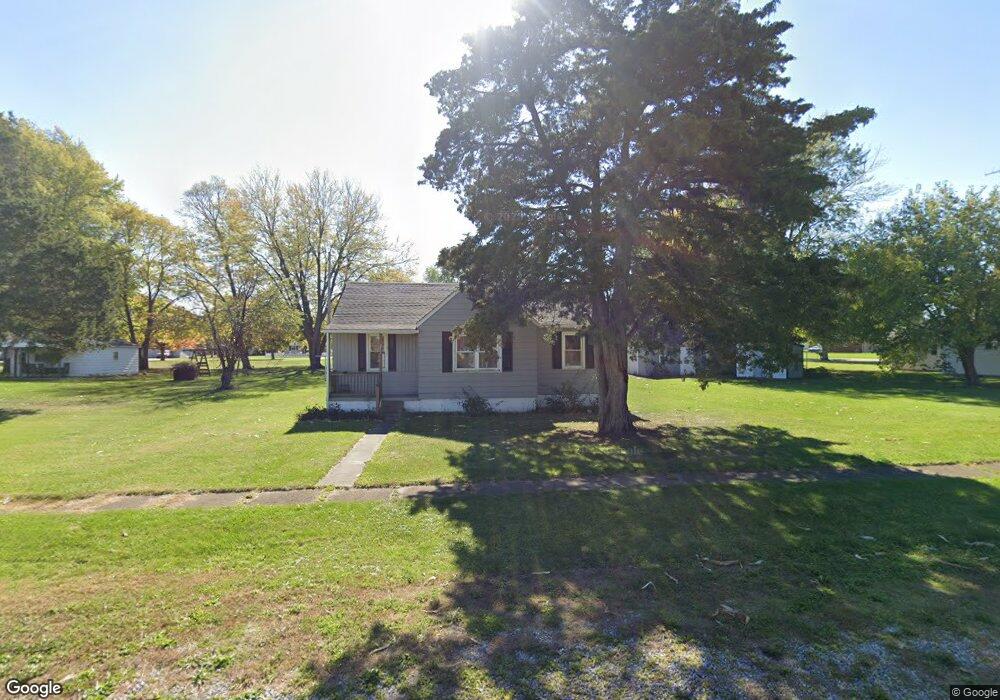 211 W Walnut St, Mendon, OH 45862 - photo 1