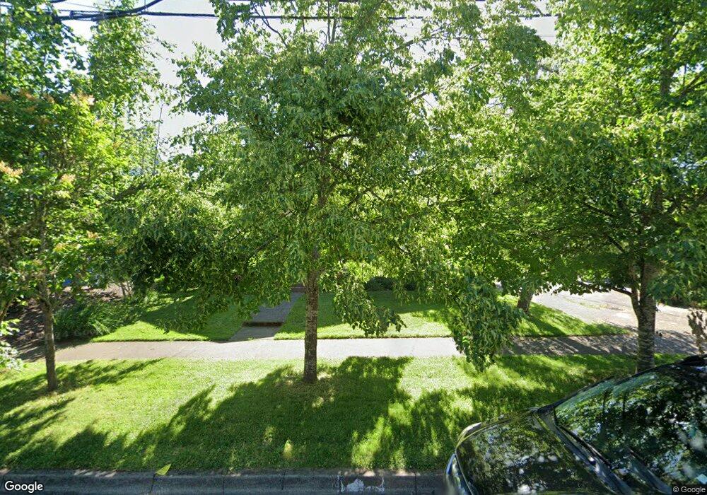 2241 Alder St, Eugene, OR 97405 - photo 1