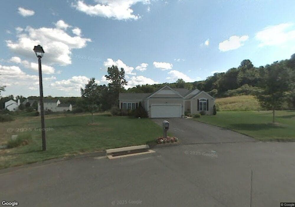 85 Arrowwood Ln unit 85, Bloomfield, CT 06002 - photo 1