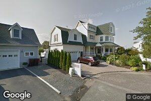 221 Magnolia Dr, Bayville, NJ 08721