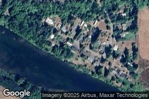 256 Steelhead Dr, Elkton, OR 97436