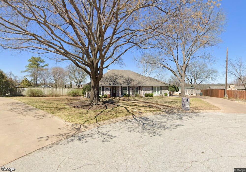 816 Shady Creek Ct, Cleburne, TX 76033 - photo 1