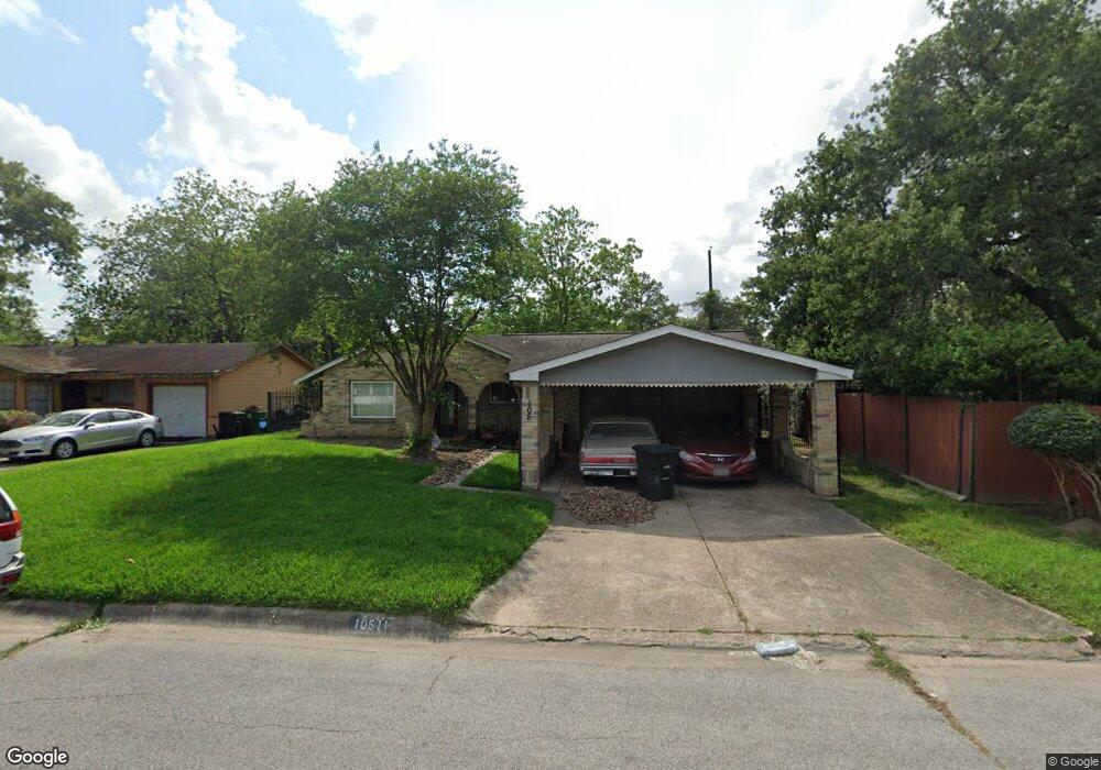 10511 Royal Oaks Dr, Houston, TX 77016 - photo 1