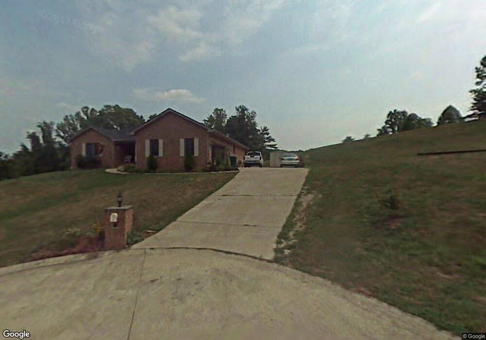 406 Spruce Dr, Scott Depot, WV 25560 - photo 1