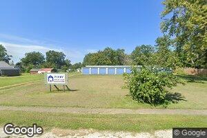 212 S Clover St, Griggsville, IL 62340