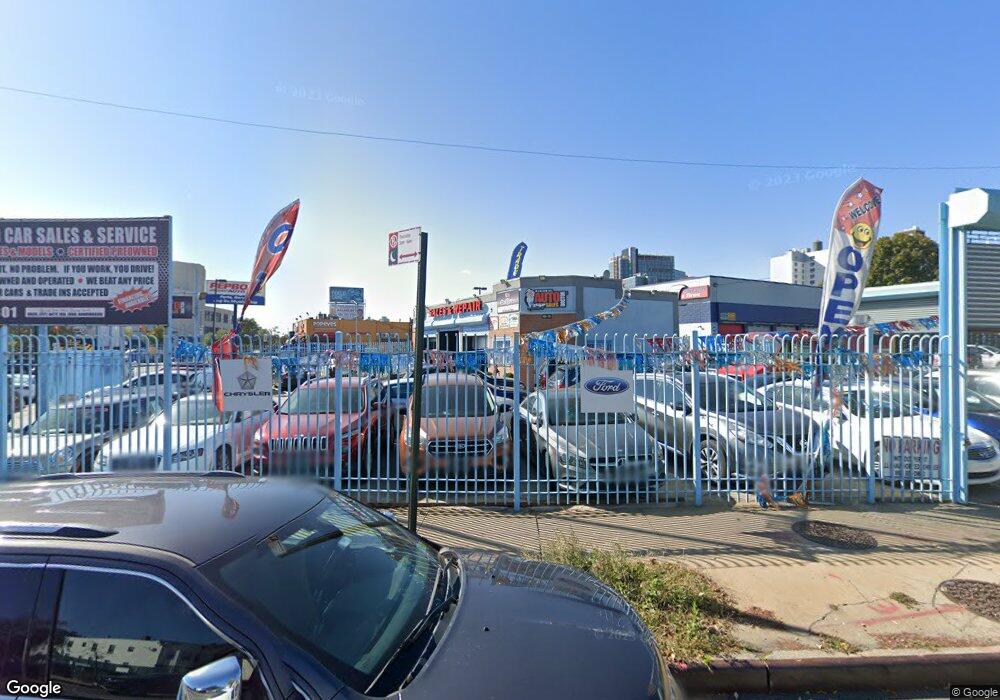 9430 168th St, Jamaica, NY 11433 - photo 1