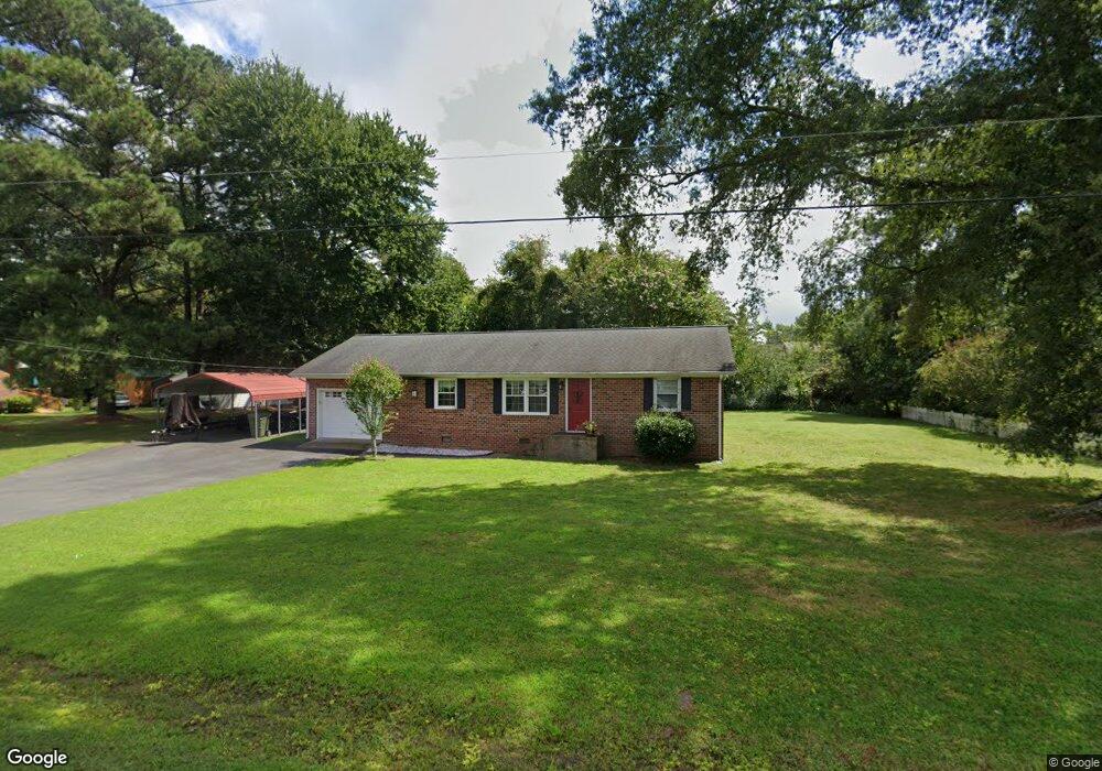1010 Bagby St, West Point, VA 23181 - photo 1