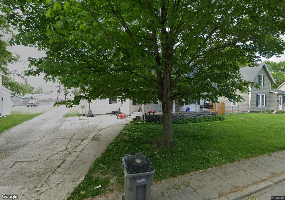 451 W Walnut St, Nappanee, IN 46550 - photo 1