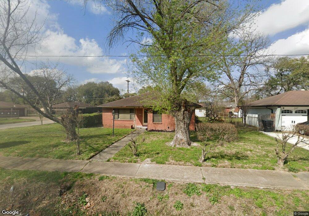 243 Victoria Dr, Houston, TX 77022 - photo 1