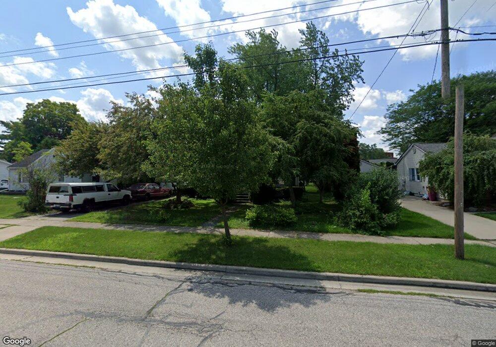 1427 W King St, Owosso, MI 48867 - photo 1