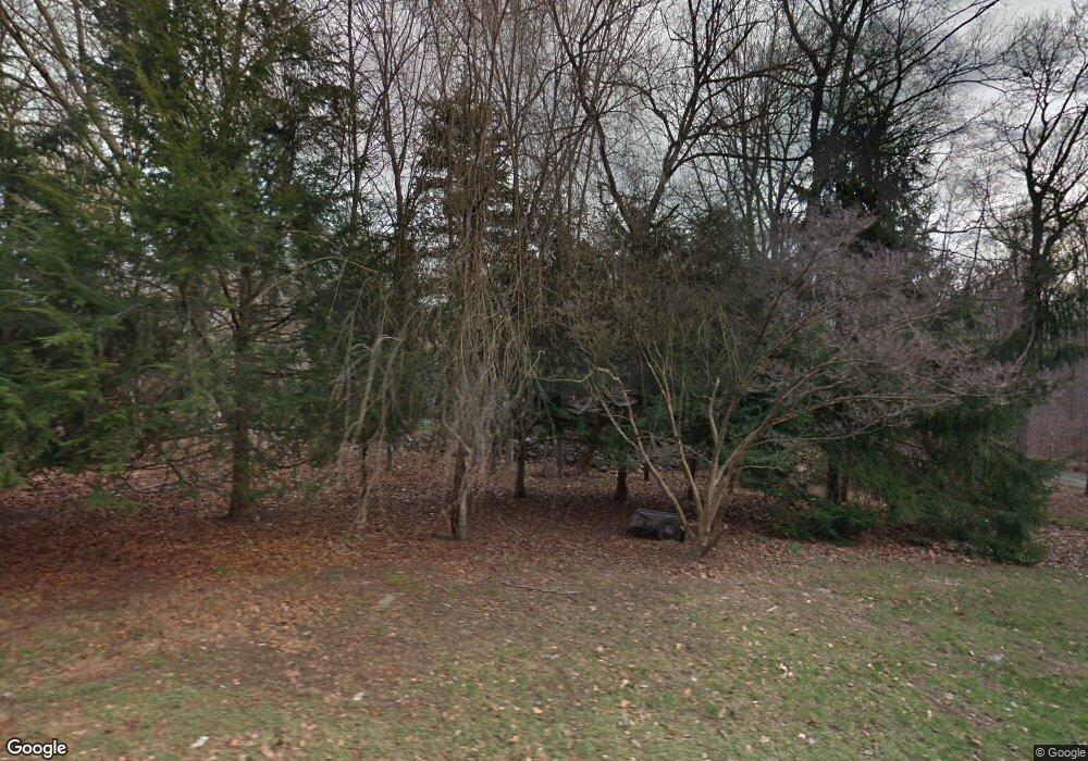 10 Fresh Meadow Rd, Weston, CT 06883 - photo 1