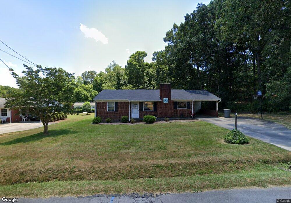 727 Sherwood Ave, Asheboro, NC 27205 - photo 1