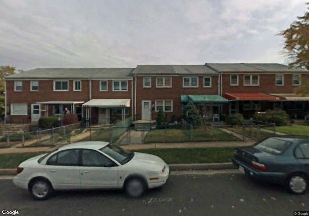 4425 Scotia Rd, Halethorpe, MD 21227 - photo 1