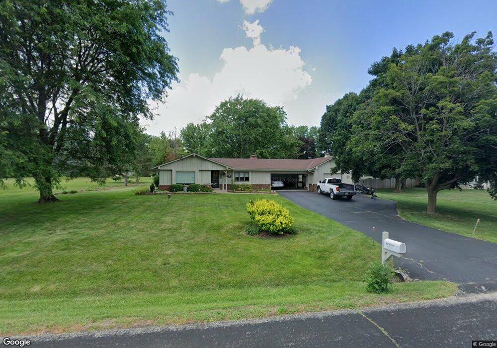 N57W25542 Fox Hollow Dr, Sussex, WI 53089 - photo 1