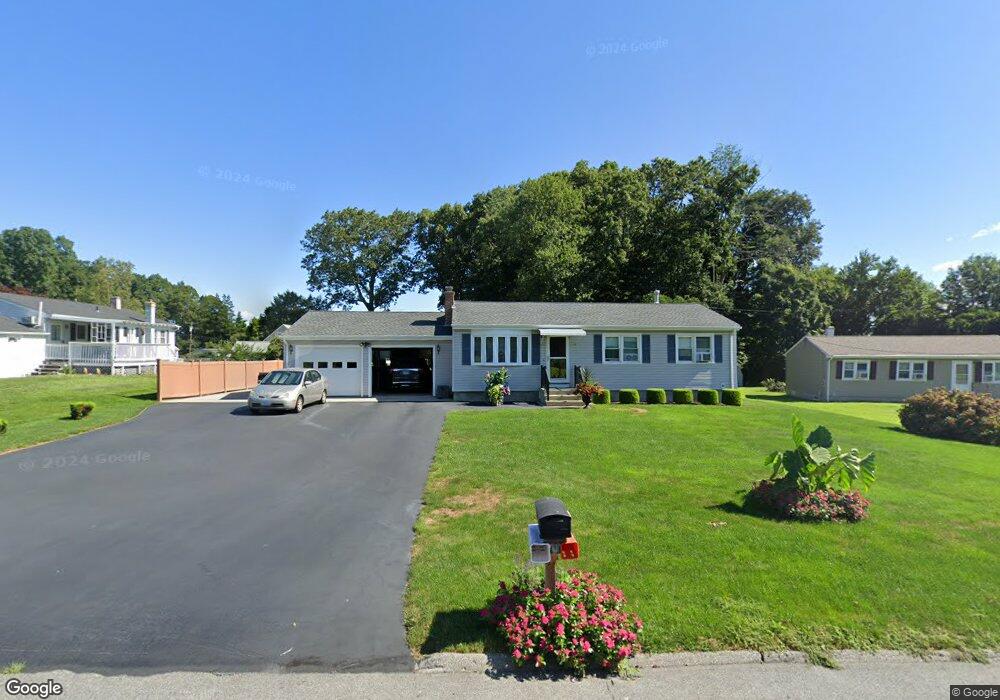 4 Fernwood St, Norwich, CT 06360 - photo 1