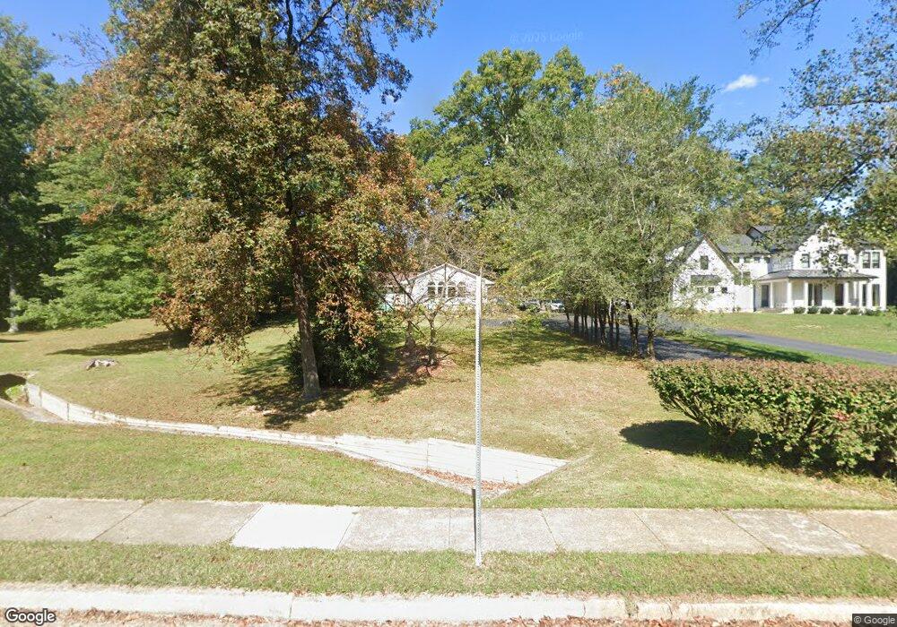 111 Kingsley Rd SW, Vienna, VA 22180 - photo 1