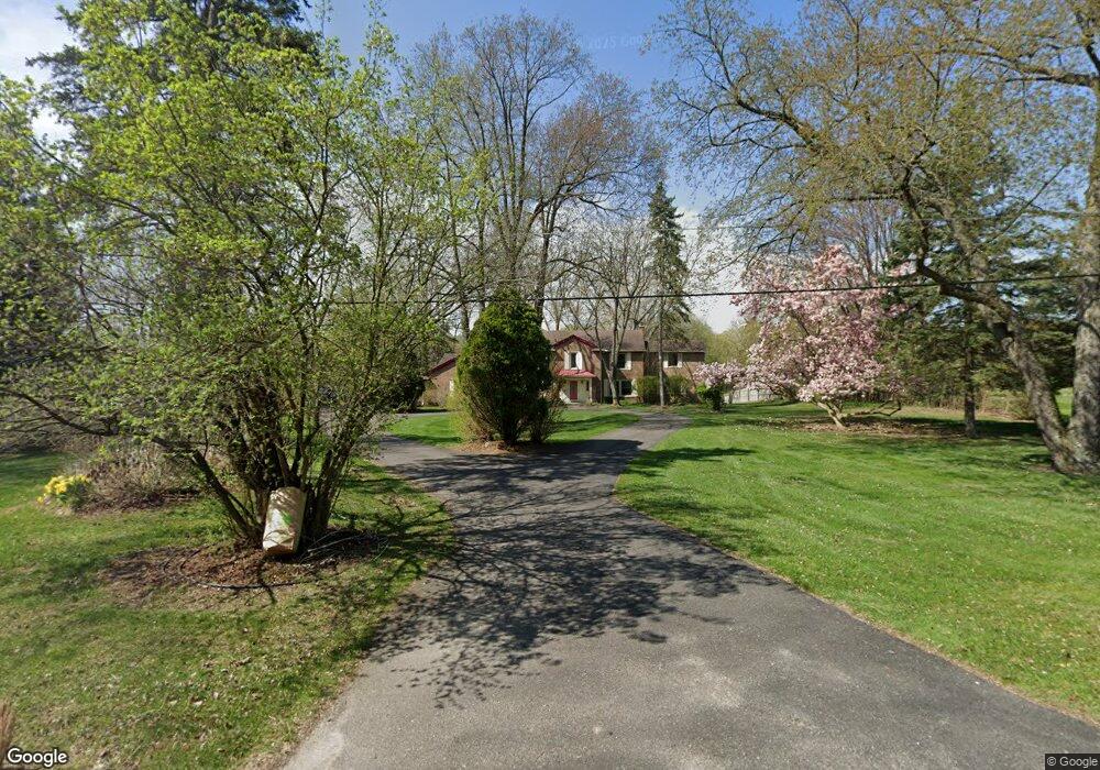 1927 Stonycroft Ln, Bloomfield Hills, MI 48304 - photo 1