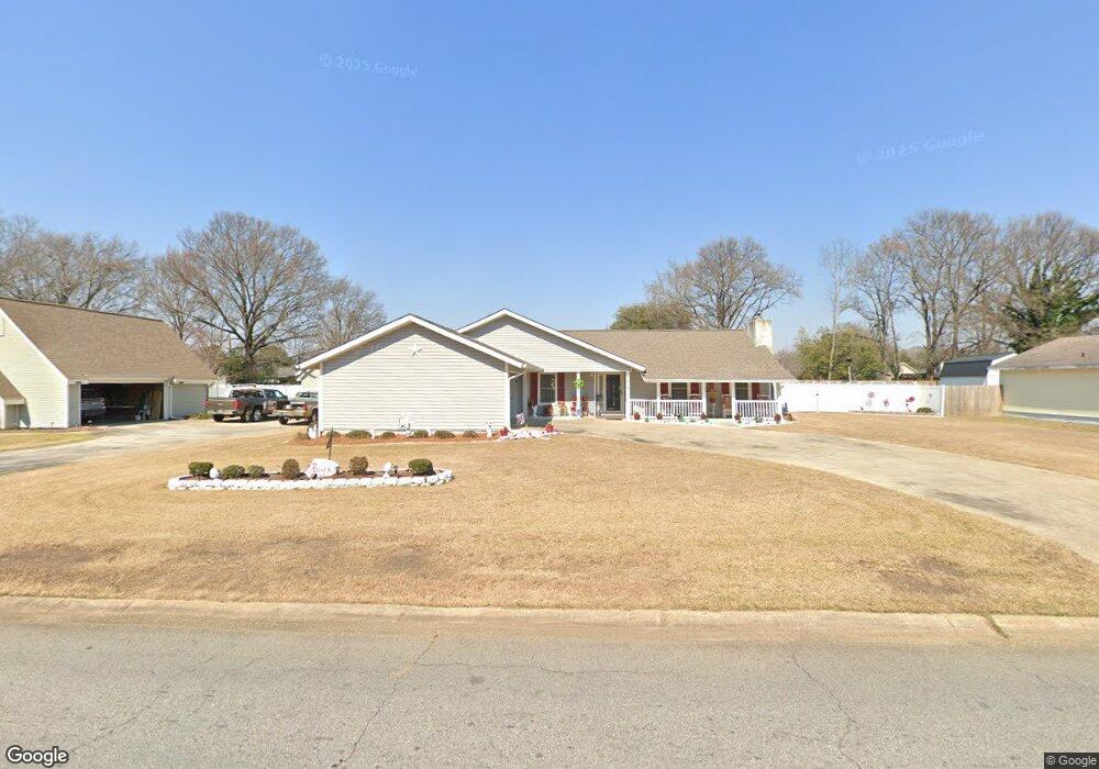 409 Sentry Oaks Dr, Warner Robins, GA 31093 - photo 1