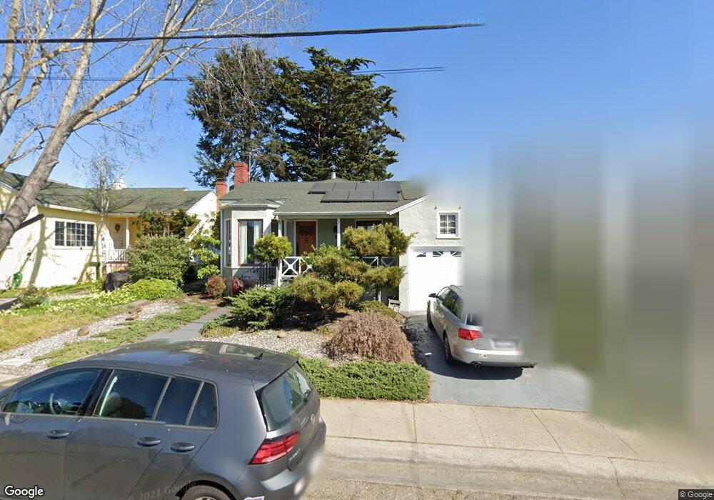 1549 Acton St, Berkeley, CA 94702 - photo 1