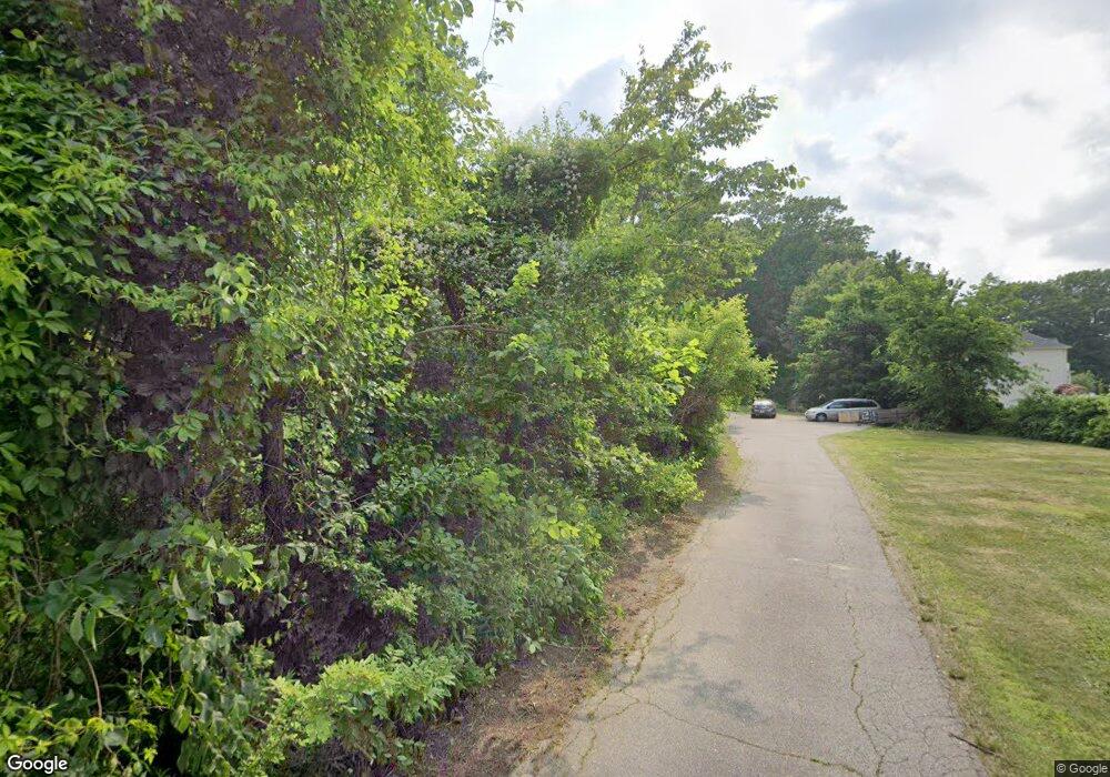 1102 Mammoth Rd, Dracut, MA 01826 - photo 1