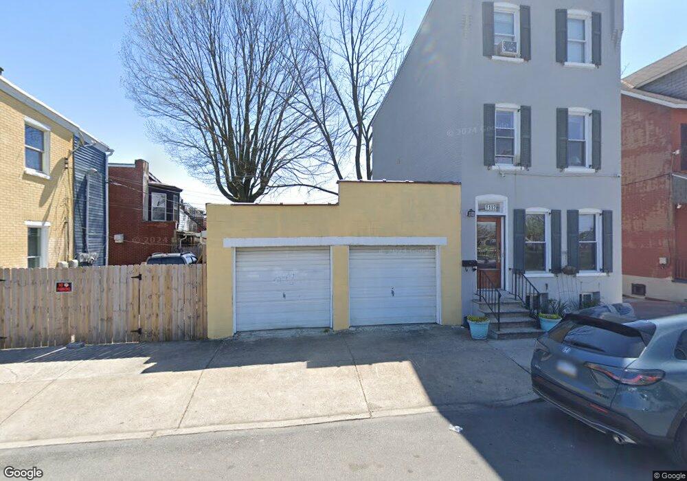 1112 W Chew St, Allentown, PA 18102 - photo 1