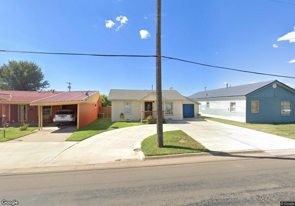 808 S Maddox Ave, Dumas, TX 79029 - photo 1