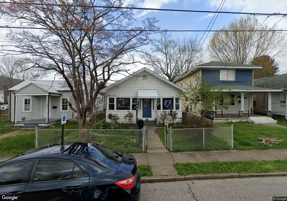 207 16th St, Dunbar, WV 25064 - photo 1