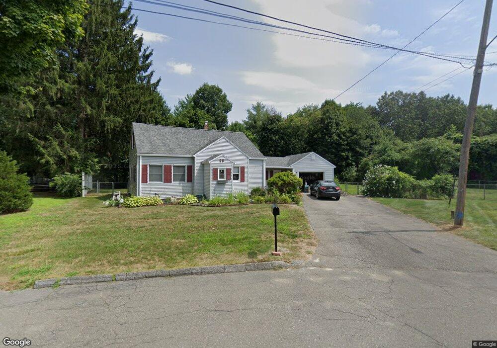 96 Ridgeview Cir, Ludlow, MA 01056 - photo 1