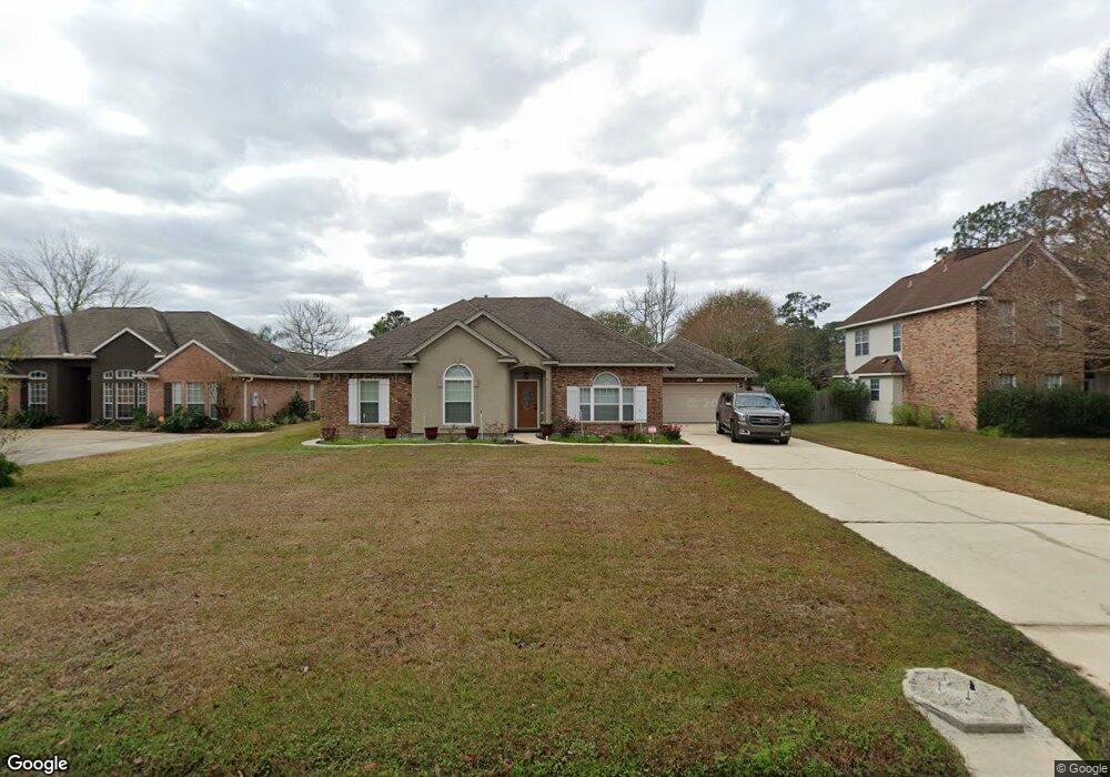 605 Whitney Dr, Slidell, LA 70461 - photo 1