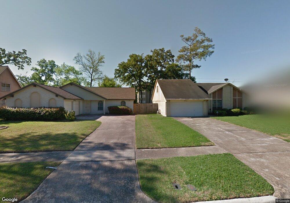 5339 Oak Cove Dr, Houston, TX 77091 - photo 1