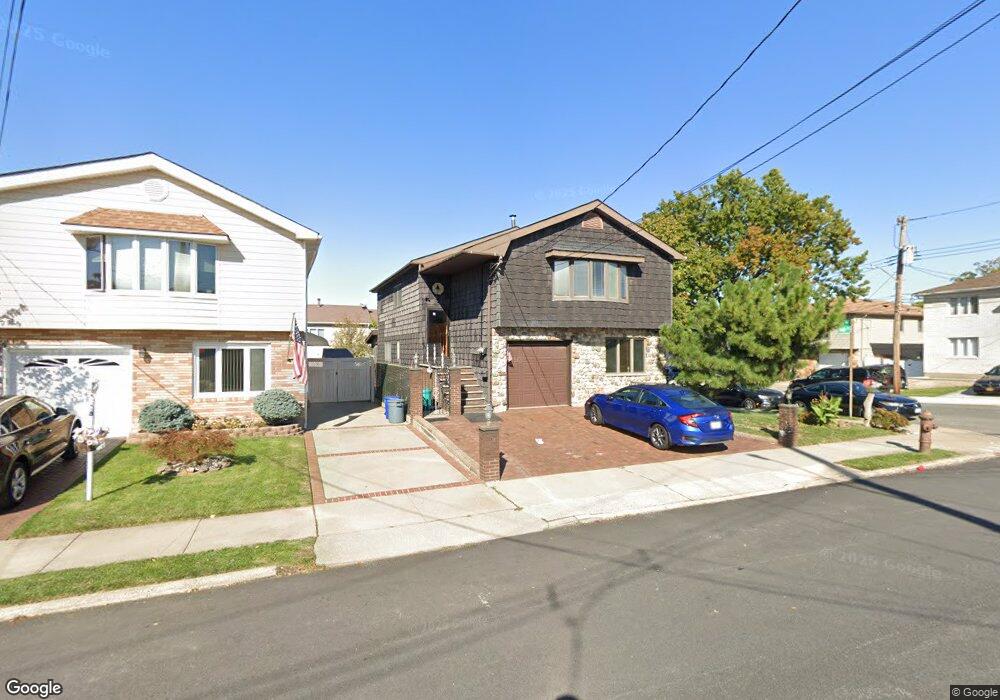 4 Eagle Rd, Staten Island, NY 10314 - photo 1