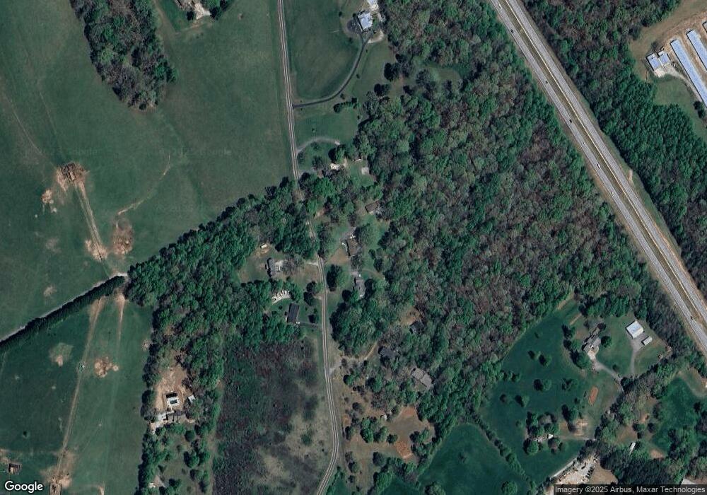 514 S Cobb Rd, Mount Airy, GA 30563 - photo 1