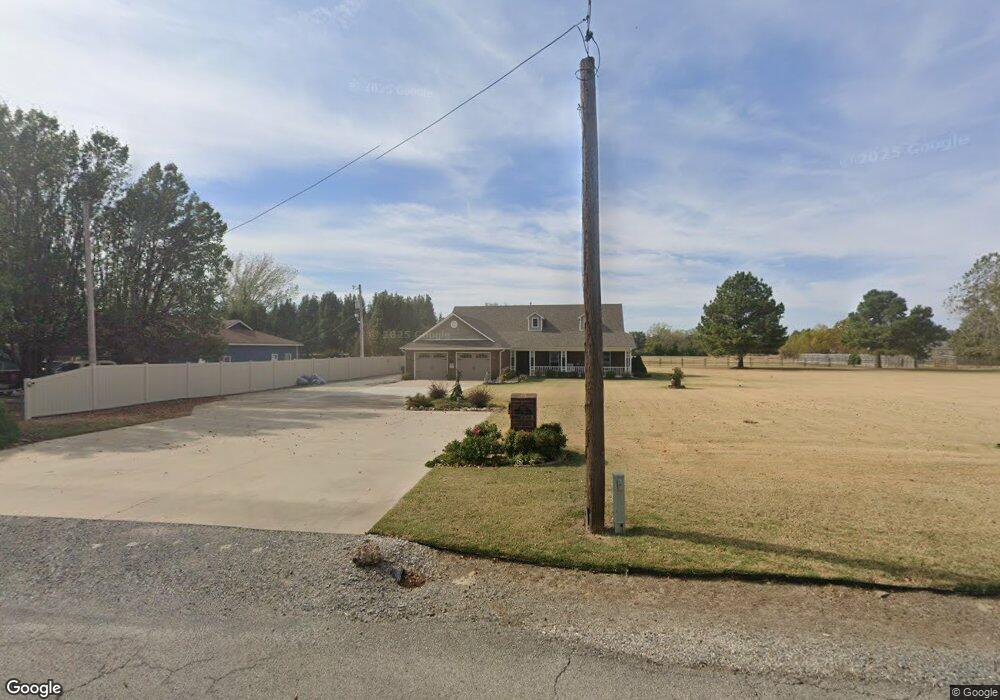 220 S Madison Ave, Okmulgee, OK 74447 - photo 1