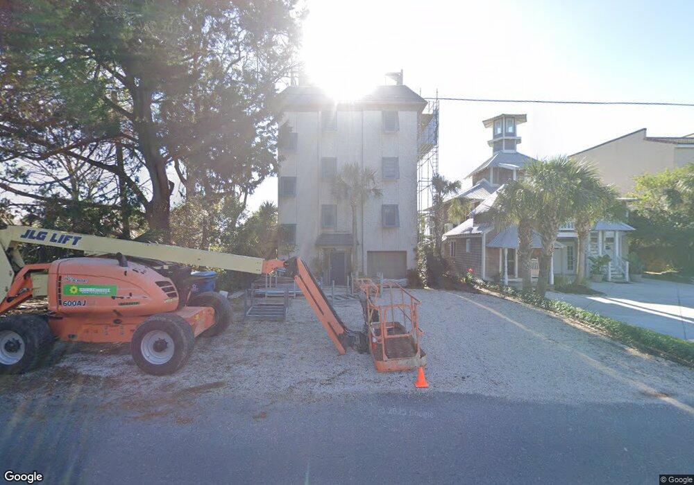 1040 Beachview Dr, Saint Simons Island, GA 31522 - photo 1