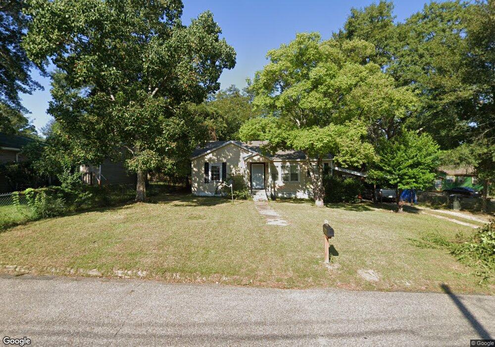 1104 Lucille St, Dothan, AL 36301 - photo 1