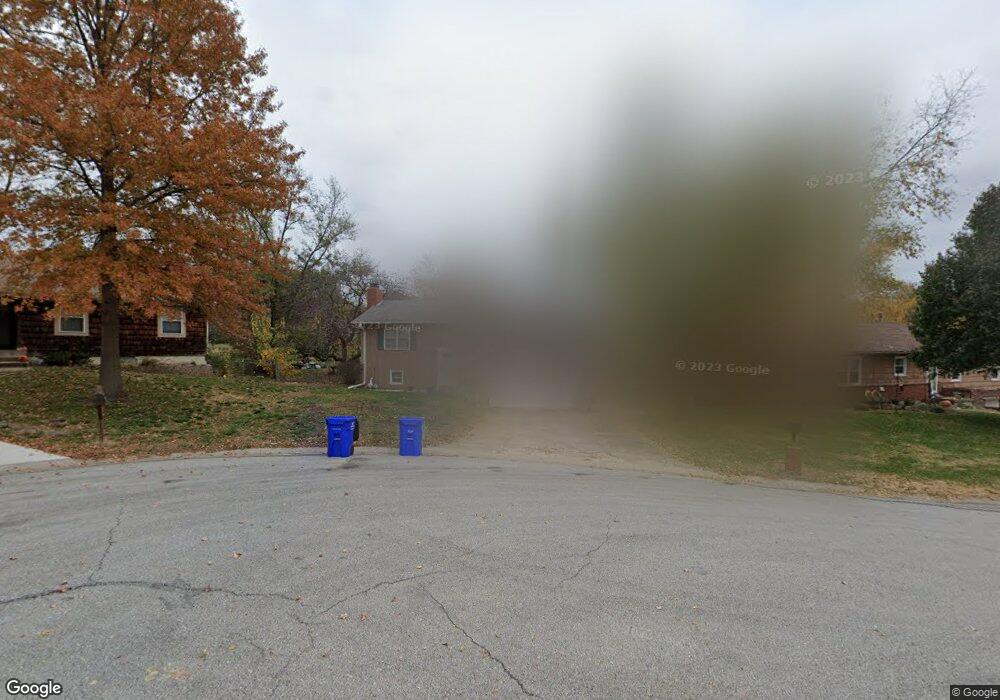 4831 Reeder St, Shawnee, KS 66203 - photo 1