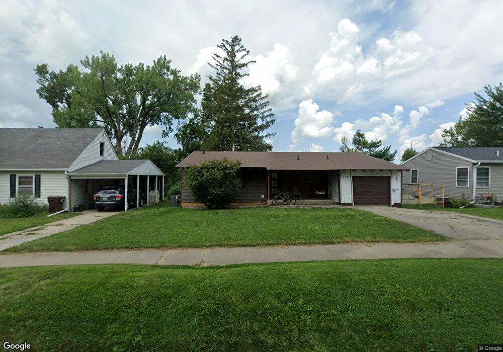 1519 W Main St, Marshalltown, IA 50158 - photo 1