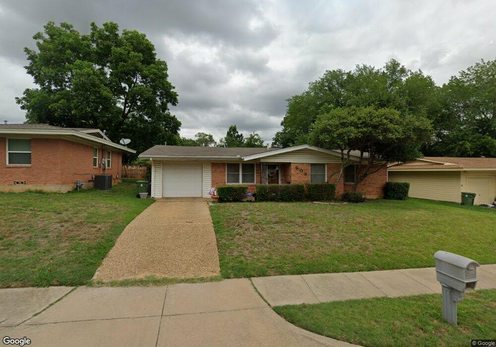 608 Willow St, Hurst, TX 76053 - photo 1